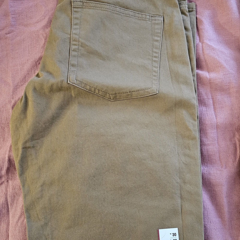 Men's Pants Goodfellow & Co Khaki Chinos 30x32